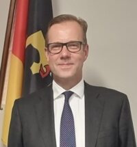 230713 Photo Konstantin für Confluence geschnitten (002) images-img-placeholder